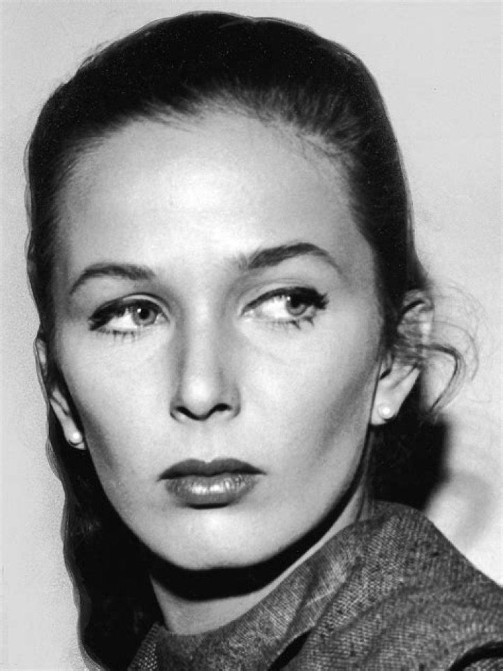 Brooke Hayward Biography