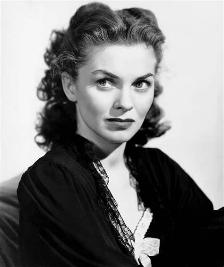 Joanne Dru