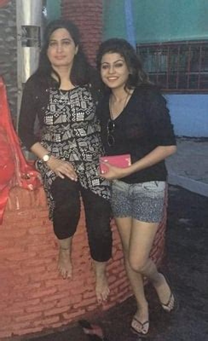 Mahi Sharma Mother celebzbiography.com
