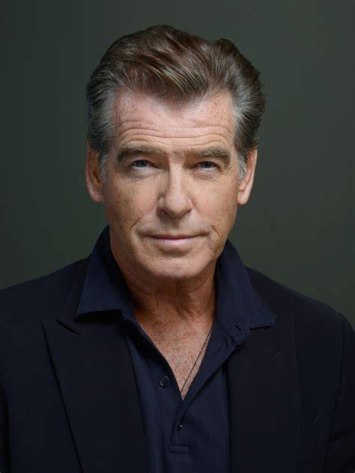 Pierce Brosnan Biography